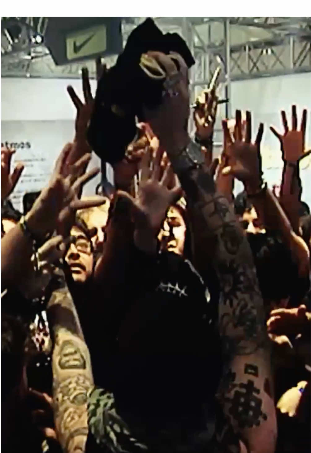 Welcome to the MAD STADIUM at ComplexCon.  Ballers went head-to-head for a chance to make it to the main stage, while UNDEFEATED, atmos, Yeat and KOI dropped exclusive heat.