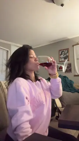 red wine typa night 🍷#fyp #redwine #tiktokim21 