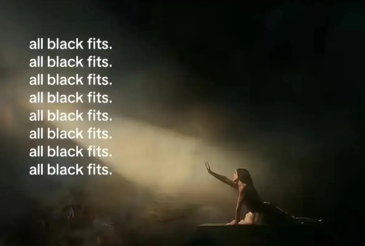 #fyp #viral #latinastiktok #allblackfits 