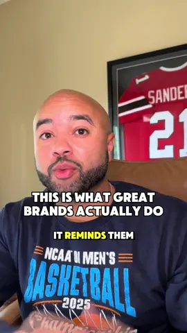 The best marketing doesn’t convince — it reminds. When I worked at Starbucks, we never tried to convince people coffee was good. We reminded them what it meant — the pause, the comfort, the connection. Founders oversell like they’re in a courtroom. But your audience already wants to believe. You just need to help them feel it again. That’s storytelling — not selling. #marketingtips #brandstorytelling #contentstrategy #smallbusinesstips #brandbuilding 