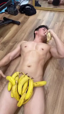 #筋肉 #筋トレ #マッチョ #フィジーク #スポーツモデル #フィットネスモデル #フィットネス #ジム #水泳 #競泳 #水球 #飛び込み #競パン #イケメン #ストレッチ #ヨガ #ピラティス #macho #muscle #workout #model #Fitness #gym #swimming #swim #waterpolo #speedo #hunks #asian #stretch #yoga #pilates