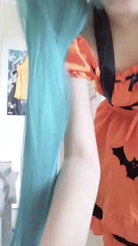 #cosplay #mikucosplay #hatsunemiku #halloween2025 #fyp 