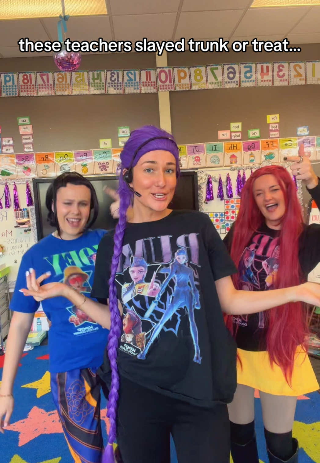 Best night of the year! Love seeing all my kiddos so happy and in their costumes!!! #teachersoftiktok #teachertok #teachersbelike #teacherlife #teacherproblems 