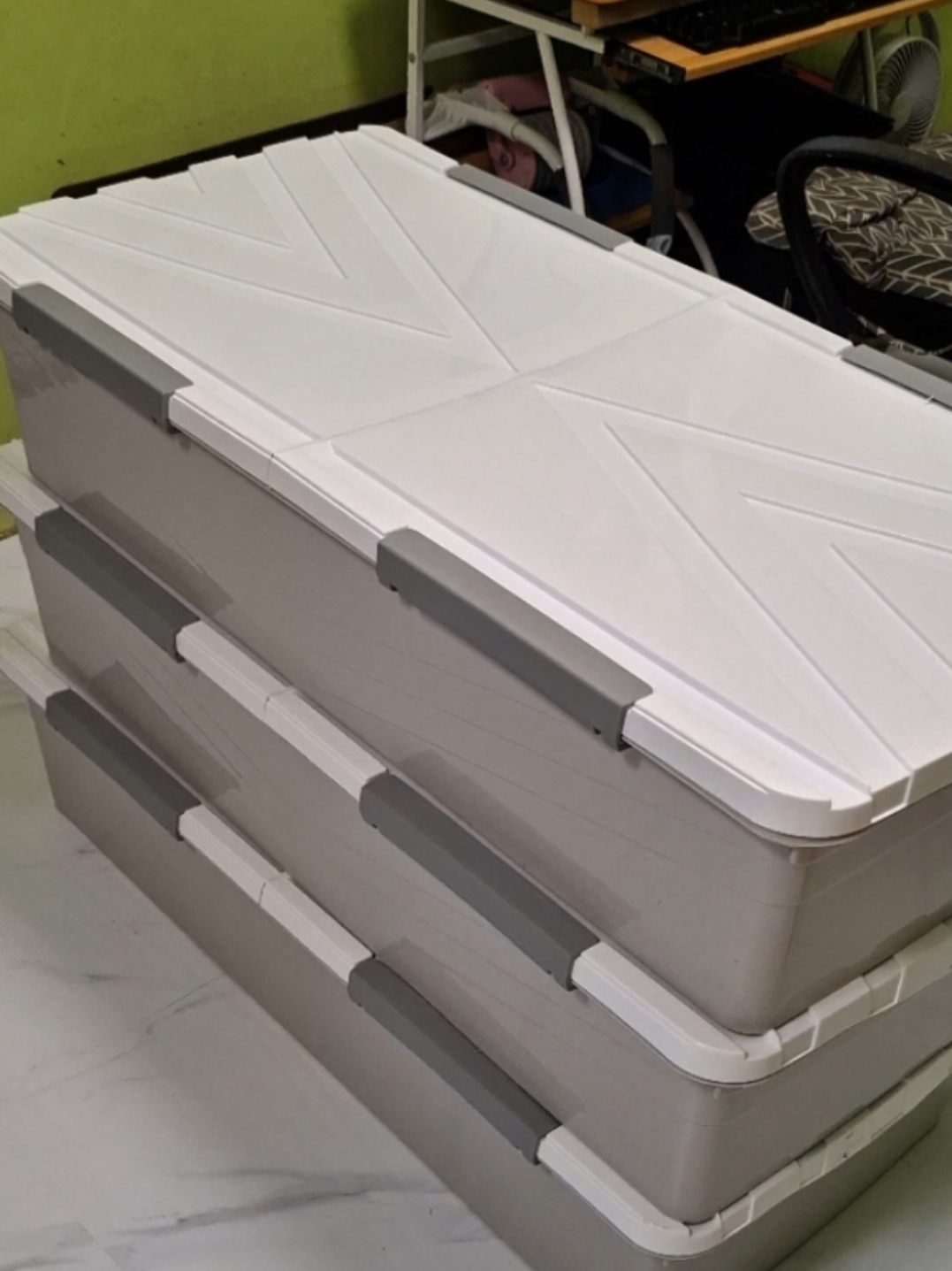 Under the bed Storage Box Organizer available in different sizes #storagebox #underbedstorage #storageorganizer #homeimprovement 