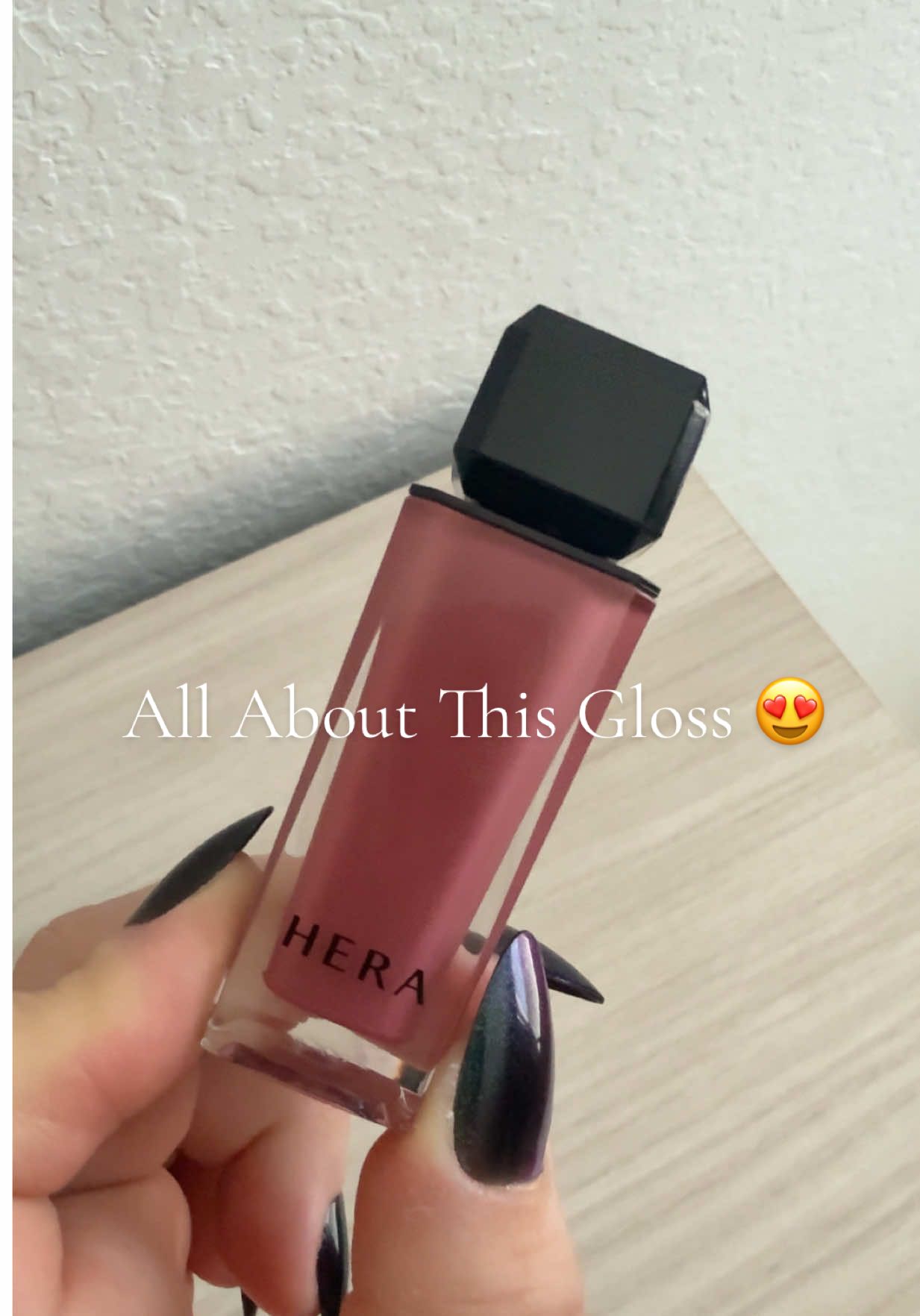 All About This Gloss 😍 #lipgloss #gloss #hera #makeup #beauty @HERA 