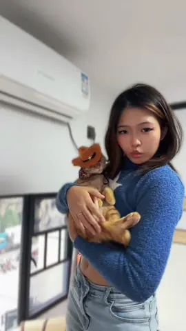 #halloween #fyp #viral HALLOWEEN 🎃 — Q tip’s version 🐱 