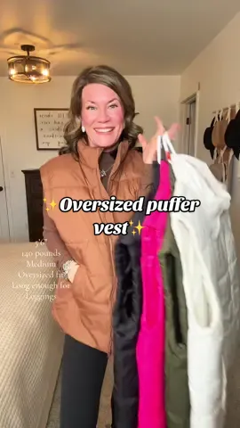 I love these oversized puffer vests and I literally use them all the time!! They’re perfect with leggings or jeans! #puffervest #giftsforher #tiktokshopcreatorpicks #tiktokshopblackfriday #tiktokshopcybermonday 