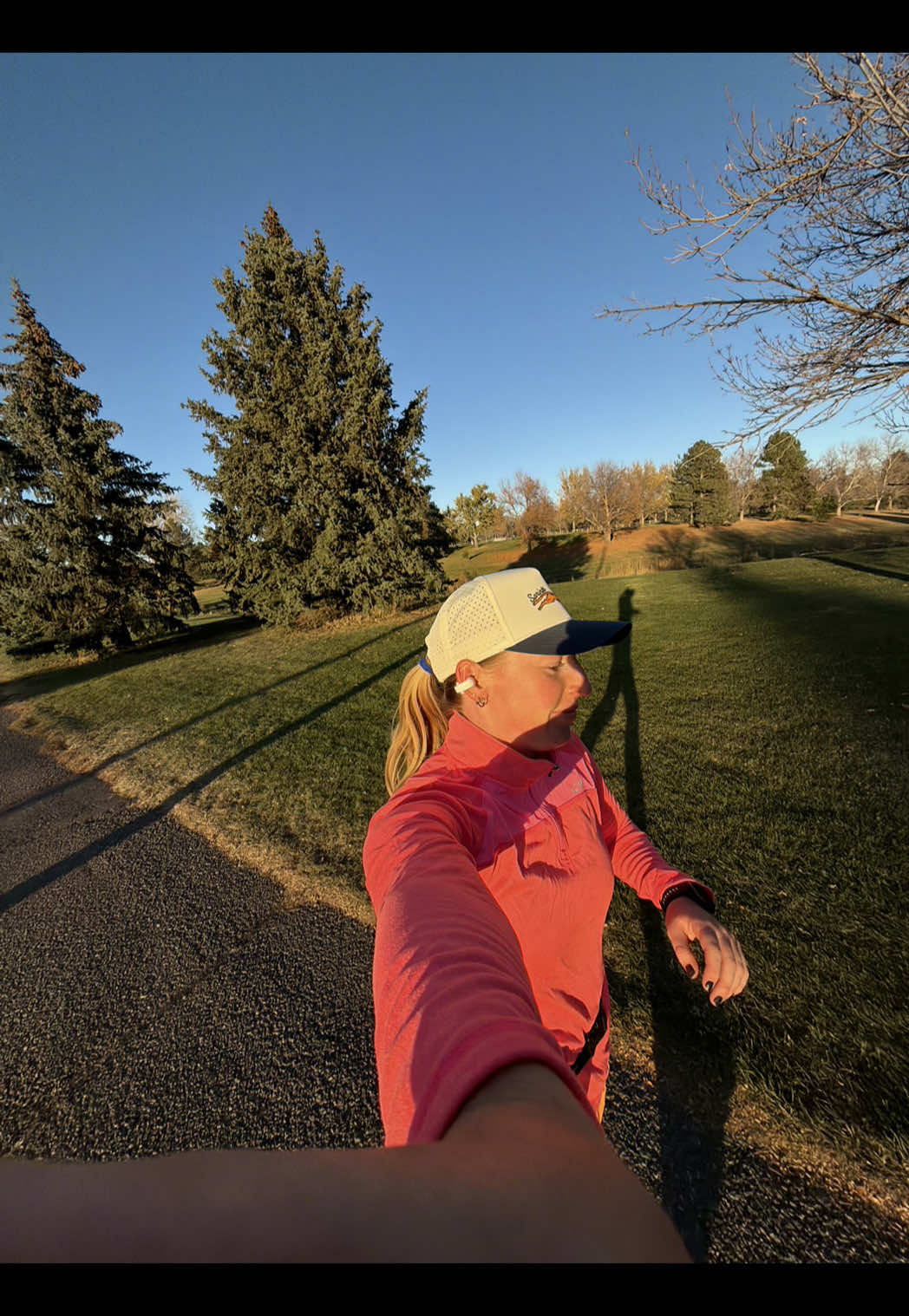 GO DO A GUIDED RUN W @CoachBennett & thank me later 😙🏃🏼‍♀️💨 #runtok #halfmarathontraining #nikerunclub 