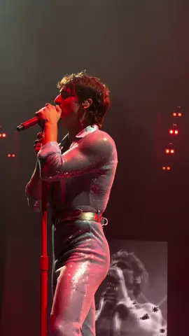 you are so incredible @Benson  #bensonboone #americanheartworldtour #wantedman #americanheart #bennyboone 