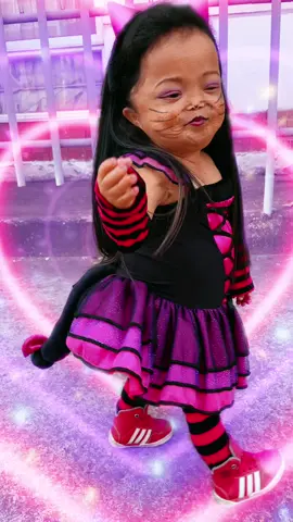 ¿Cómo me ven ustedes? 🩸💉 #TeamLittle  #Disfraz  #Halloween 