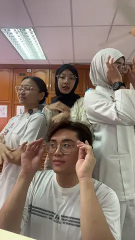 gini ka tu 😭 #kacamata #fyp