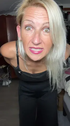 #tiktokshopblackfriday #TTSnortheast #widelegyoga #yogadresspants #comfystyle 