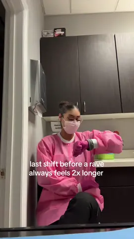 I’ll be sipping beatboxes with my girls in T-24 hours #escapehalloween #rave #ravetok #edm #fyp 