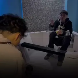 pinto de mi hermanito  @Andre Lozzano  . . #noticia #lyric #fallecido #muerto #ultimahora 