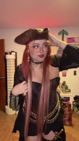 Soy una pirata jeje #fyp #halloweenlook #pirata #piratasdelcaribe #piratas 