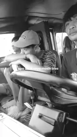 gini amat jadi orang susah.