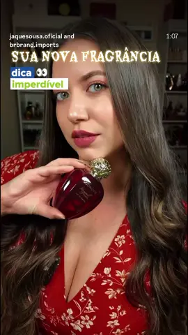 ROYAL RUBIS DA LOU DE PRE  Royal Rubis é a essência do luxo e da autoconfiança, criada para quem sabe o seu valor e não tem medo de brilhar. Inspirada pelo brilho do pôr do sol no deserto, esta fragrância combina o calor sedutor do açafrão e a suavidade da amêndoa, destacando sua sofisticação única. Nas notas de corpo, o âmbar e um acorde de açúcar mascavo, exaltam sua força e determinação, enquanto as notas de fundo de ingredientes nobres e preciosos, como madeiras e resinas, envolvem você com um brilho radiante e irresistível. Royal Rubis é um símbolo de poder, elegância e majestade. Deixe sua presença ser lembrada, e sua essência admirada. #fragancias #fragrances #meusperfumes #LouDePre #perfumesarabes 