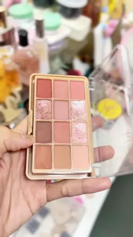 #พาเลทตา #พาเลทอายแชโดว์ #อายแชโดว์ #sivanna #รีวิวบิวตี้ 