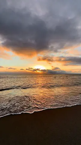 Good morning everyone 🥰#miami #ocean #sunrise #sunset #sky 