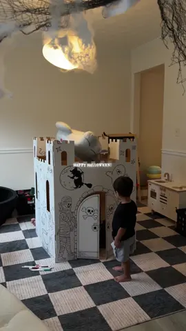 Happy halloween! #toddleractivities #toddlersoftiktok #homeschool #sahm #MomsofTikTok 