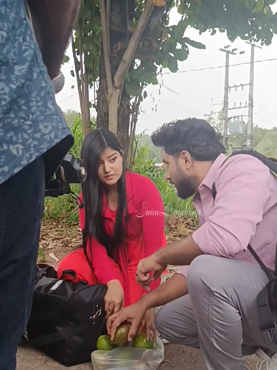 Behind the scenes 📽️📺💄#යොවුන්වසන්තේ #shootingඅපි #janaBmakeup #professional #ඉන්දිකධර්මතිලක 