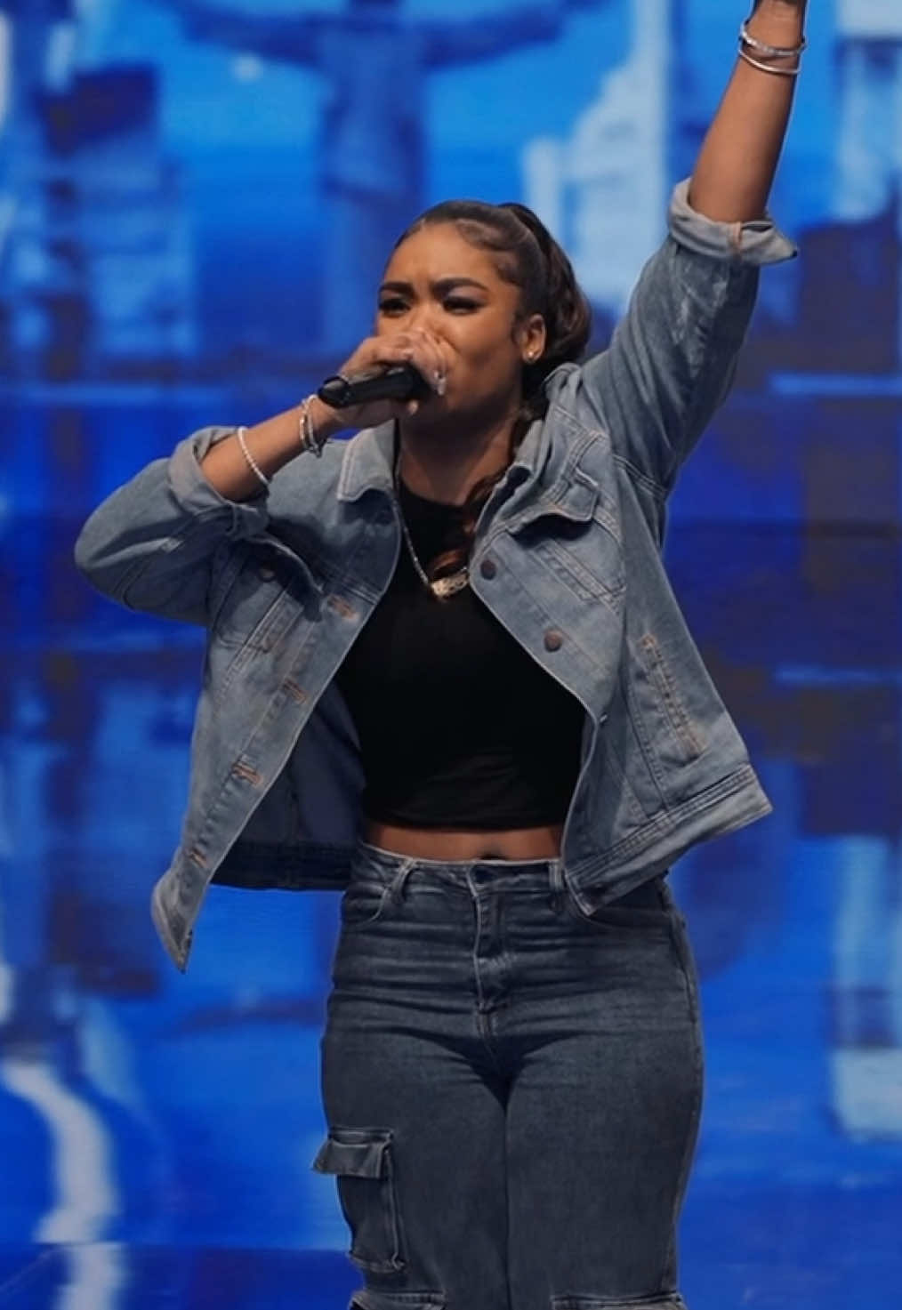 Dominicanas got talent presenció el nacimiento de una estrella… 🤩🤩🤩 @JANAEOFFICIAL👸🏾 La mía persooooonaaaaalll 😎☝🏽 #fypp #parati 