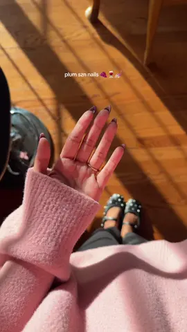 it’s not burgundy this time… shocking, i know 🤭🤭 #fallnails #fyp #plumnails #nailinspo #nailtok 