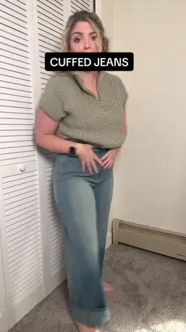 The wash on these is too good 😌 #jeans #halaraeveryday #halarapants #halarajeans #womensfashion 