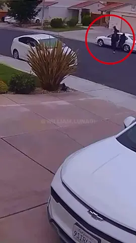 Police Catch Four Fleeing Masked Suspects After Armed Home Invansion #bodycam #cops #police #fyp 