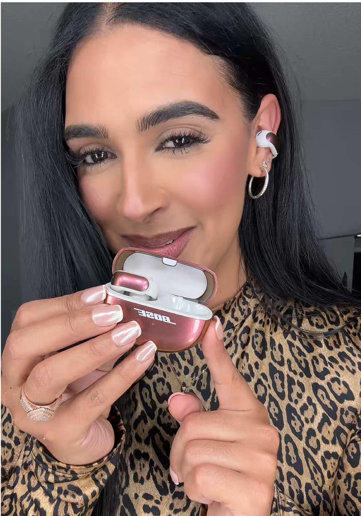 Estos earbuds se conectan súper rápido a tu bluetooth #boseearbuds #earbuds #earbudswireless @Bose 