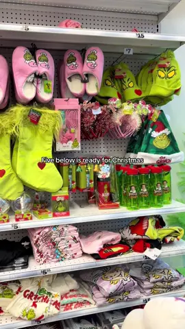 Obsessed with all the holiday decor at @Five Below 😍✨ I'm not really a holiday girlie but I might have to go back and get me some goodies!  #fivebelow #christmas #holidaydecor 