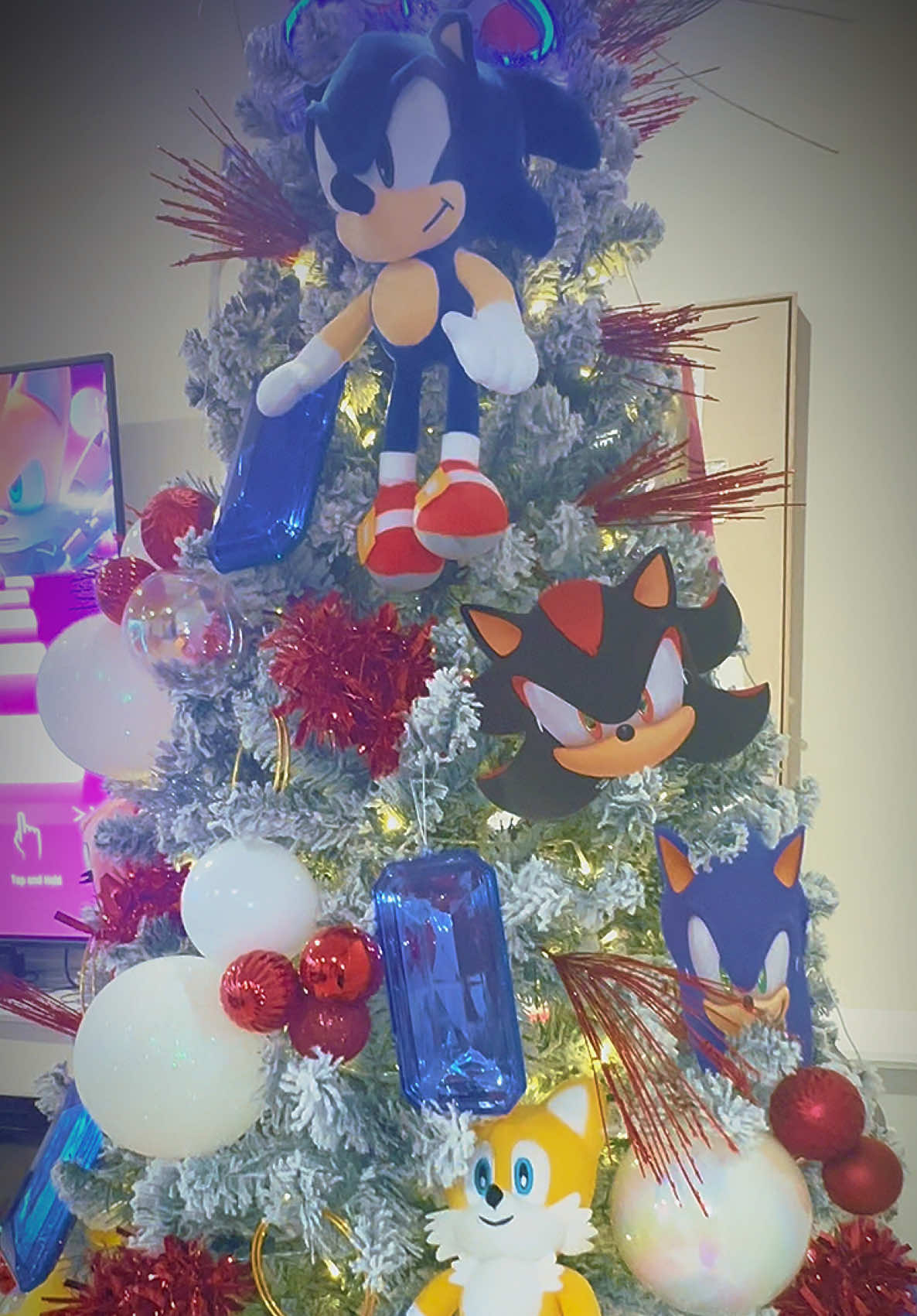 What do you think? Sonic themed Christmas tree for my 4 year old! #sonicthehedgehog #sonic #christmastreedecorating #christmastree
