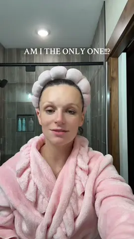 Your toner is so important to your skincare routine -make sure yours is actually hydrating your skin in order to give you the most glassy, silky hydrated skin!! #skincareproducts #toner #skincareroutinetips #skincare #grwm 