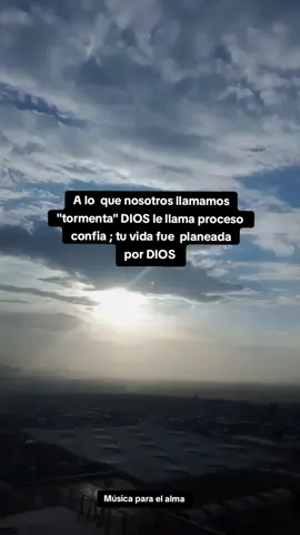 siempre con Dios #palabrassabias #atardeceres🌅 #musicacristianatiktok #musicaparaelalma #dios 