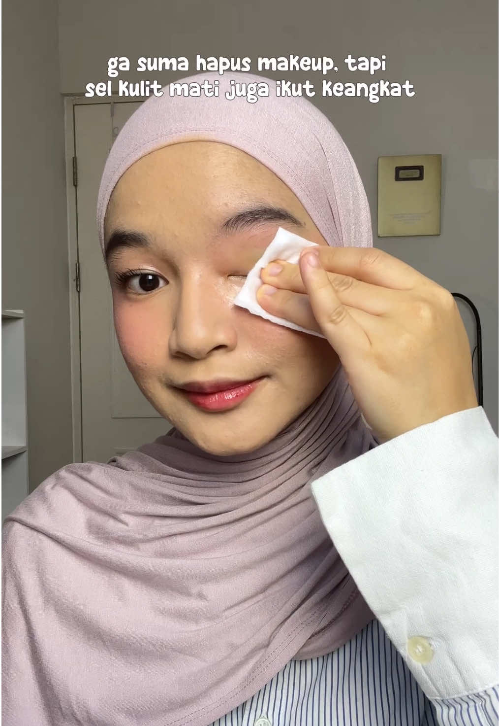loh lohhh? micellar water tapi bisa sekalian ngeexfoliate kulit? #micellarwater 
