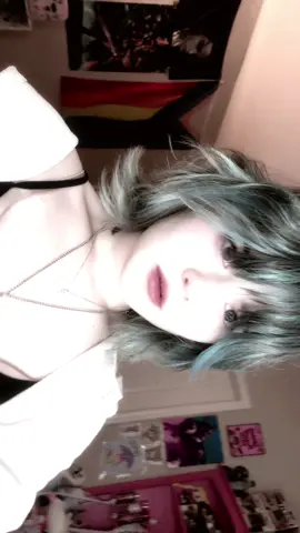 FAKE BLOOD‼️‼️ I 🩷 BRAINS( •̀ ω •́ ) XD #zombie #zombiecosplay #cosplayfyp #cosplaytransition #halloweencostume What’s ur costume for Halloween??:D 👻🎃💀