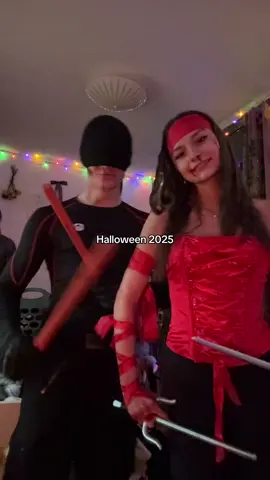 Me and my girlfriends Halloween transition submission! 🎃#fypシ゚viral #transition #halloween #daredevil #girlfriend @❤️✝️Vera✝️❤️ 