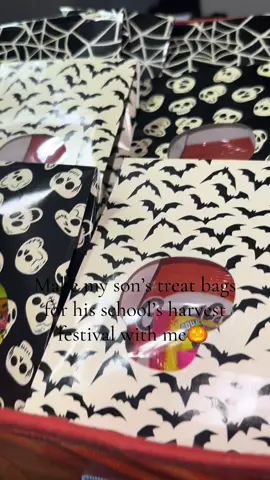 All week he has been so excited about being able to bring treats to school 👻🎃   . . . . #halloween #momtok #HalloweenTreats #preschoolmom #fyp 