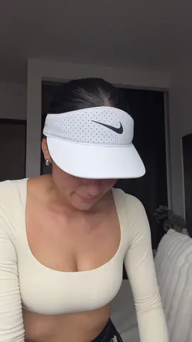 Cuántos más están así? Apoyémonos jaja 💪🏼🫶🏻 #Running #maraton #costarica #mediamaraton 