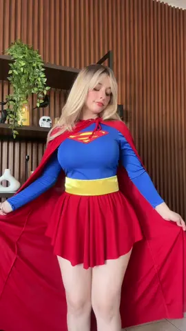 💃 #halloweencostume #supergirl #fypp 