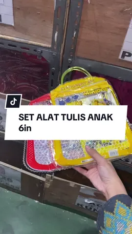 Isi lengkap set tas tenteng lucu ya bunda #stationery #setalattulis #setalattulisanak #alattulis #fyppppppppppppppppppppppp 