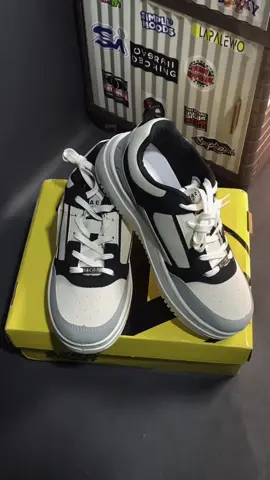 Brand lokal yang kualitas nya ga di ragukan lagi#sepatusneakers #aerostreet #sepatuaerostreet 