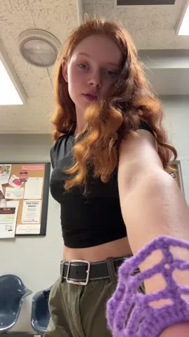 Dc: @Zoe Dang I promise, I’ll do that with better pants later and will check movements cause I just did what I remembered seeing on TT