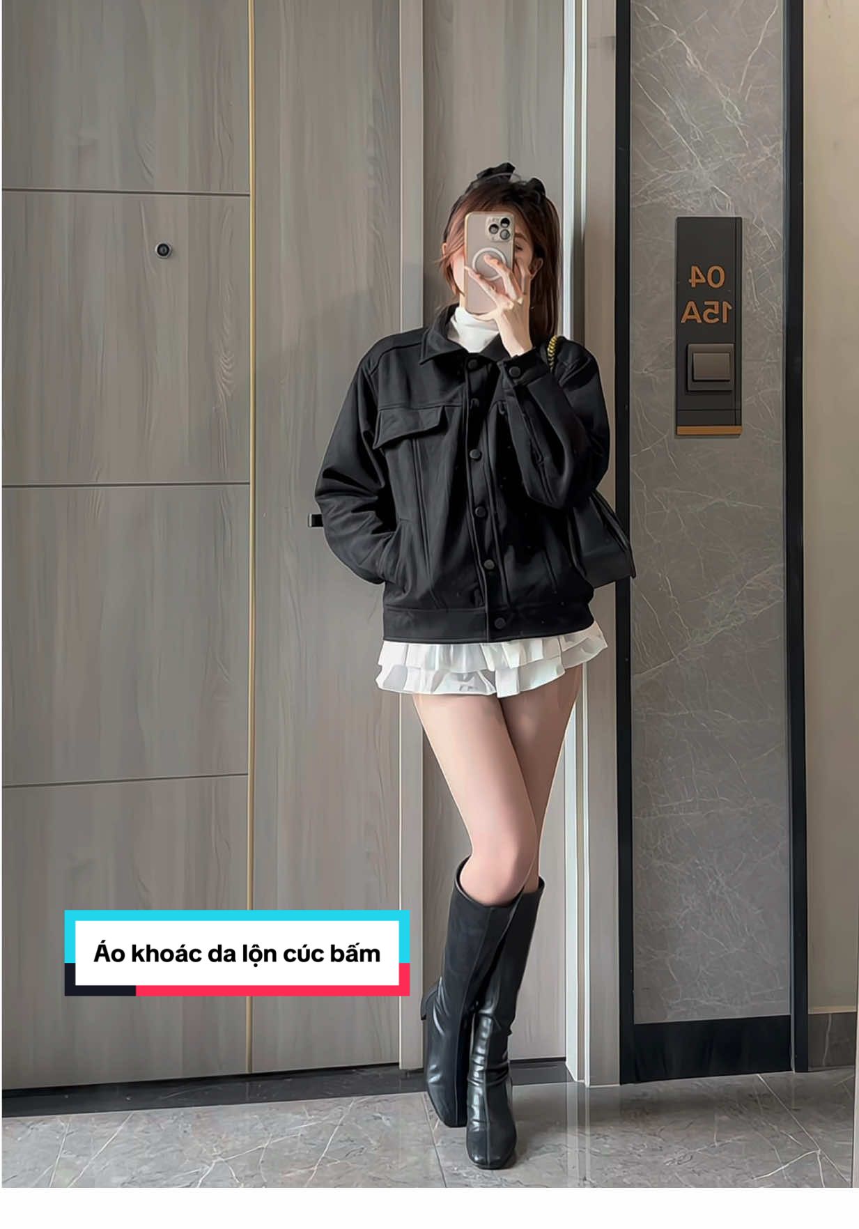 Áo khoác da lộn cổ bẻ e về đủ màu nhaaa xinh lắm lun #samhyewear #xuhuong #outfitideas #aokhoacdalon #aoxinhhottrend 