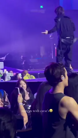 ada aja gebrakan kim mingyu ini😭😔#mingyu #seventeen17_official 