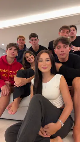 @Rafael Simis @Antonela Braga @joaomasgrau @Bernardo Rezende @Rafael Najman @Thiago_haiat 