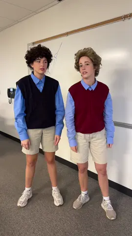 We definetely made bunk beds after this 😎 #stepbrothers #halloween #halloweencostume #foryou #fyp @payton_foti 