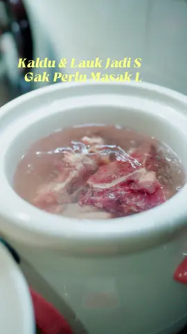 Biasanya bikin MPASI itu rempong banget — rebus ayam 8 jam buat kaldu, terus mikir lauknya lagi 😩 Sekarang, semua itu jadi super simpel berkat Abon Sapi Bone Broth MULA! 🐮✨  Abon ini gak cuma lauk, tapi juga udah mengandung kaldu Bio Broth — hasil ekstraksi tulang ayam dengan teknologi canggih, bikin proteinnya gampang banget diserap tubuh bayi. Hasilnya? 👉 Gizi terserap maksimal 👉 Bantu imun & pencernaan 👉 Tekstur halus + rasa mild, aman buat bayi mulai usia 7 bulan Tanpa MSG, tanpa gula tambahan, tanpa pengawet. Cuma gizi murni dalam setiap sendoknya 💛 Kalau kamu mau MPASI praktis tapi tetap maksimal, 💛 saatnya cobain Abon MULA — klik keranjang kuning sekarang! 🛒 #MPASIsimple #AbonMULA #BoneBrothMULA #makanansehatbayi #ibupintar #MPASI7bulan
