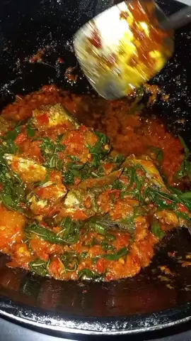 daun singkong diapain aja tetap enak #masakanminang #masakansederhana #idemasakan  #fyp #cooking 