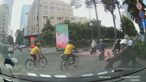 Sao mà đỡ được 🤣🤣🤣